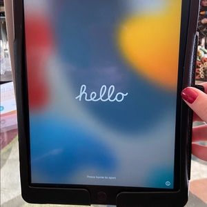 Drawing IPad Bundle!!! 32gb iPad 5th gen